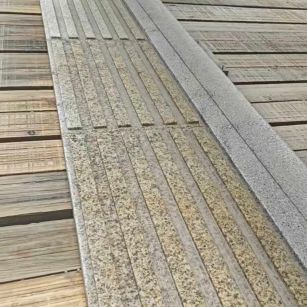 株洲黄金麻盲道石 盲条