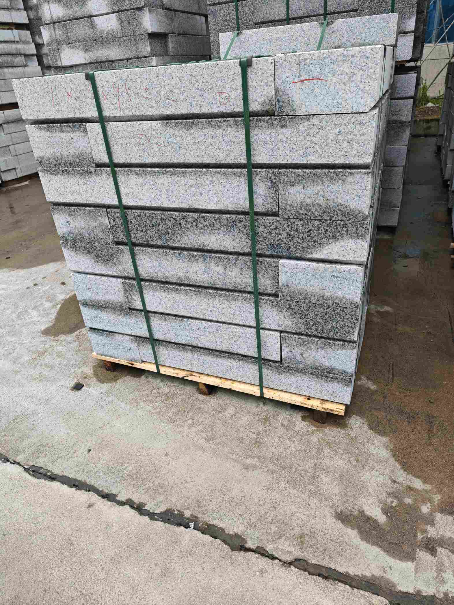 株洲芙蓉白路牙石，马路牙子