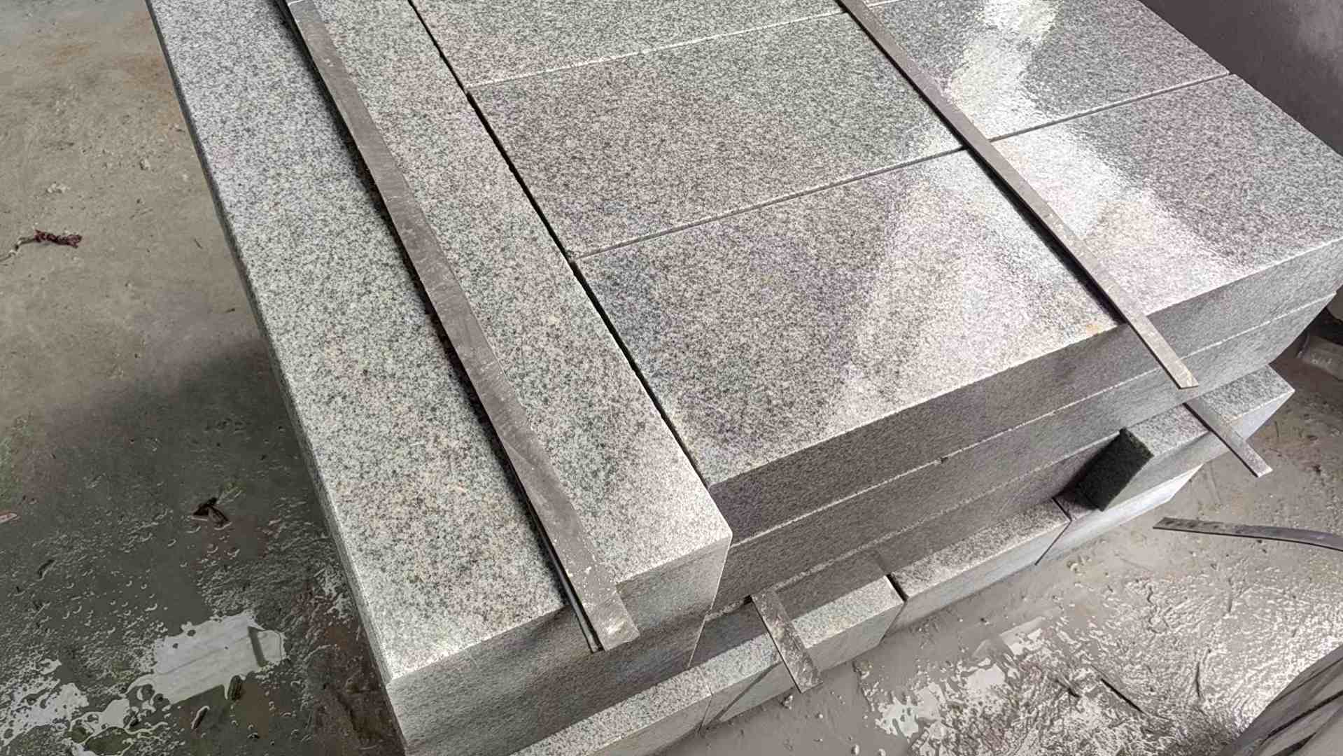 株洲芝麻灰 芝麻白 路牙石 路侧石 马路牙子